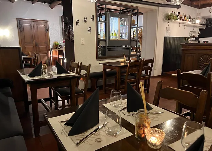 Garni Degli Angioli 호텔 *